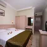 Juniper Hotel 2*