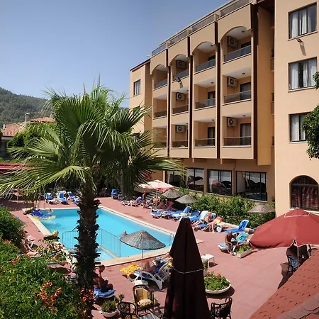 Juniper Hotel 2*